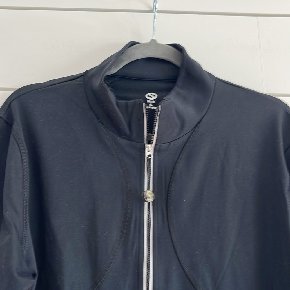 Shape Athletic Jacket NEW - Picture 2 of 5